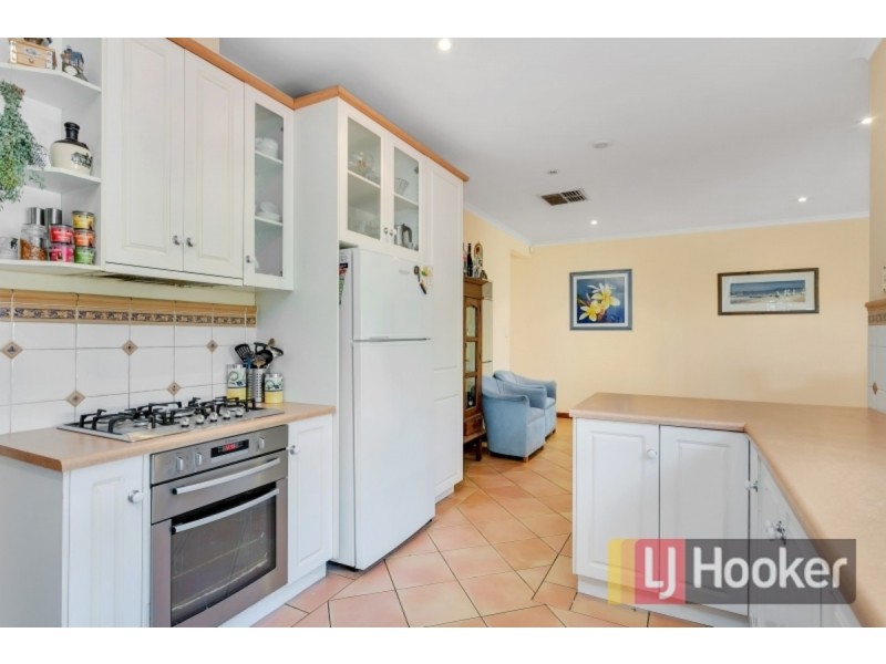 11 Homestead Place, Parafield Gardens SA 5107