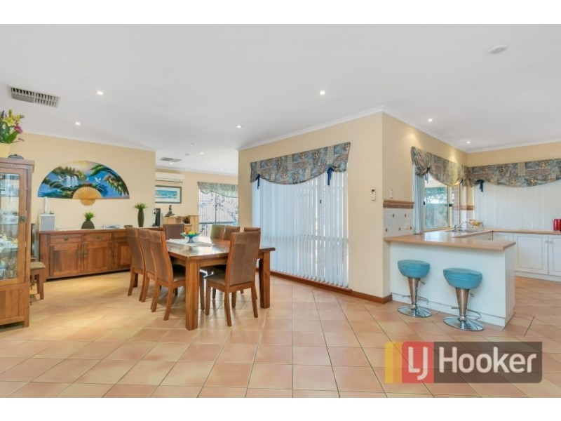 11 Homestead Place, Parafield Gardens SA 5107