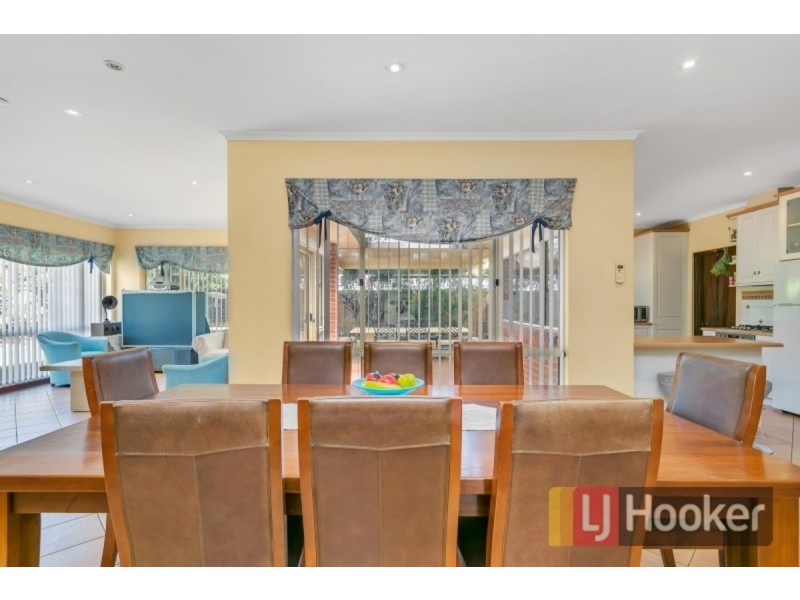 11 Homestead Place, Parafield Gardens SA 5107