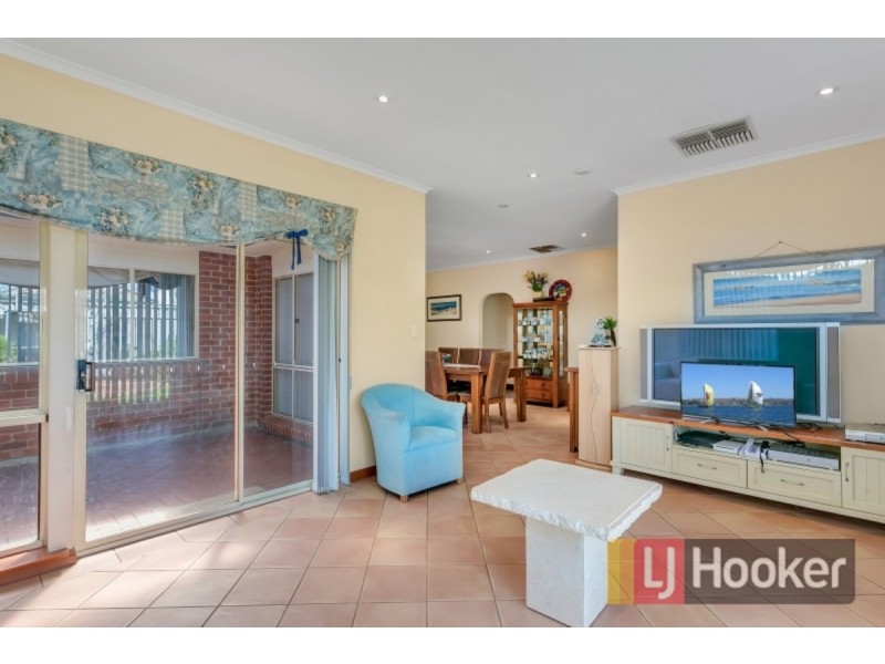 11 Homestead Place, Parafield Gardens SA 5107