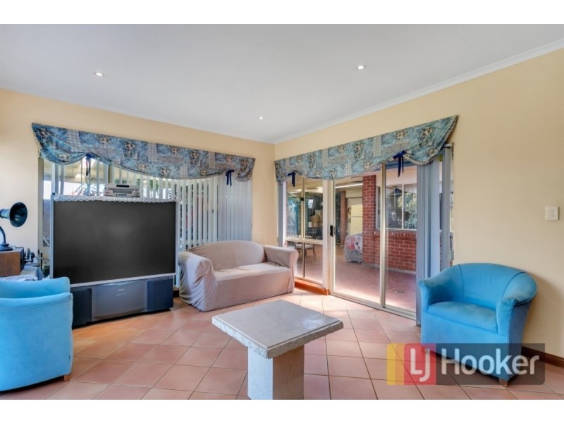 11 Homestead Place, Parafield Gardens SA 5107