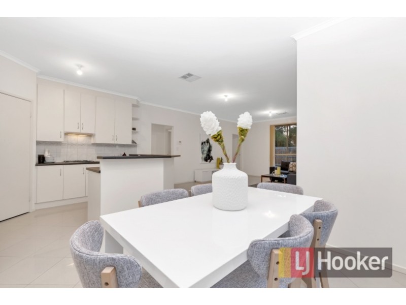 25 Baird Street, Mawson Lakes SA 5095