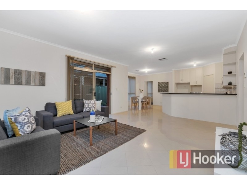 25 Baird Street, Mawson Lakes SA 5095
