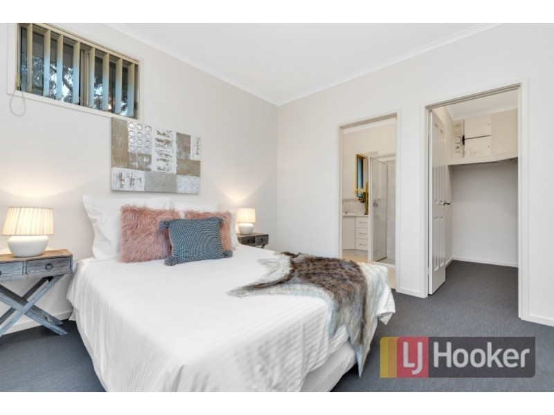 25 Baird Street, Mawson Lakes SA 5095