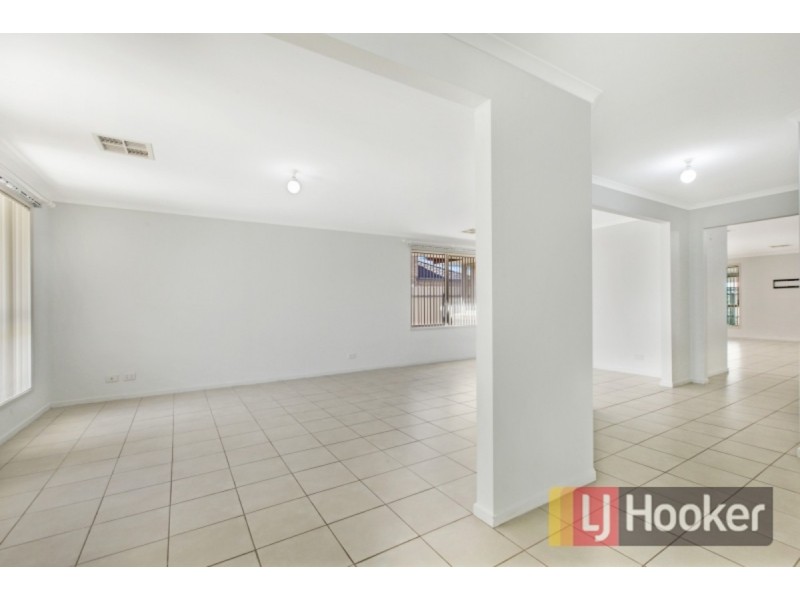 80 Springbank Boulevard, Burton SA 5110