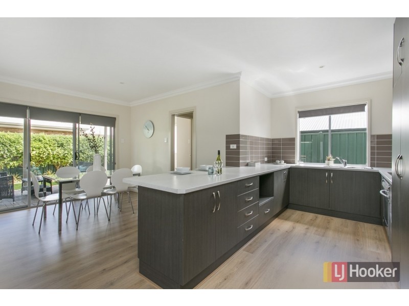 8 Matthew Rise, Blakeview SA 5114