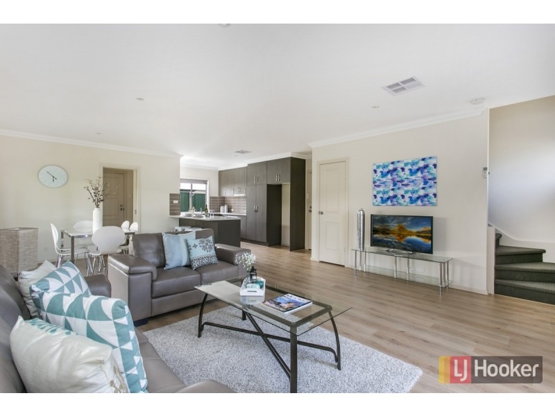 8 Matthew Rise, Blakeview SA 5114