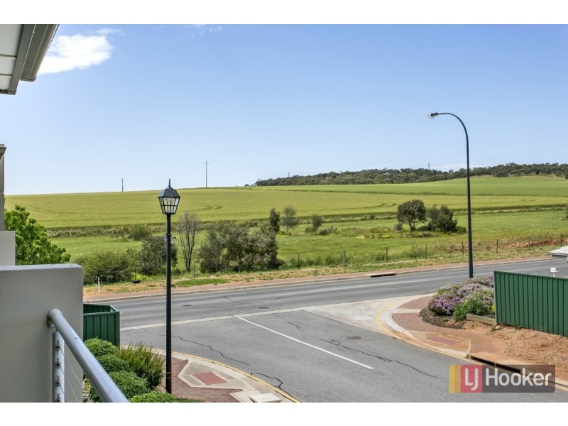 8 Matthew Rise, Blakeview SA 5114