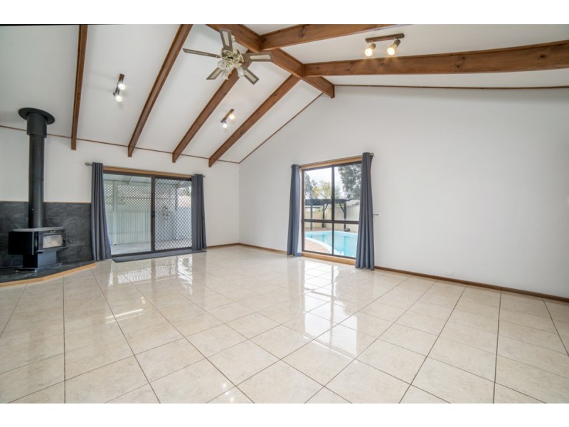 2 Essex Court, Salisbury Heights SA 5109