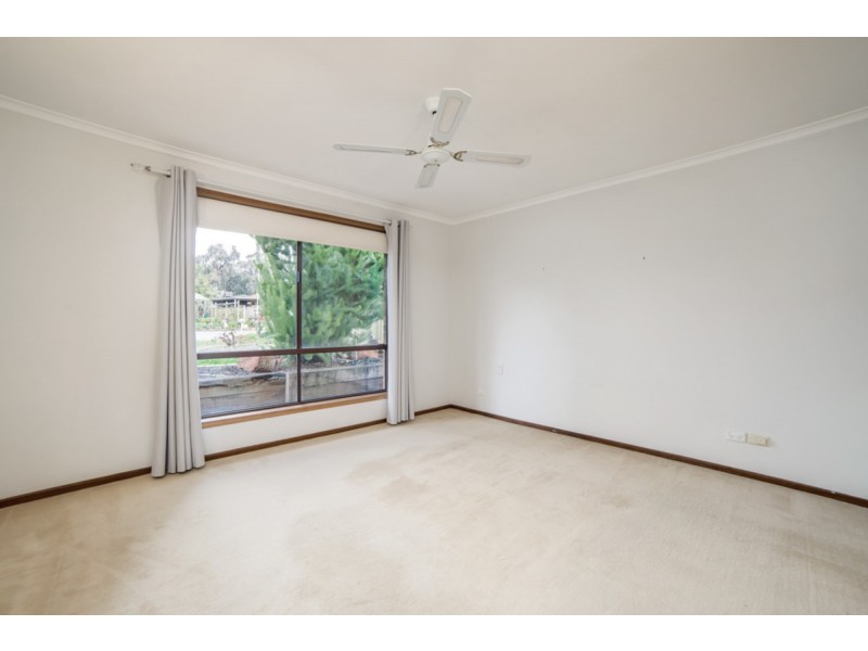 2 Essex Court, Salisbury Heights SA 5109