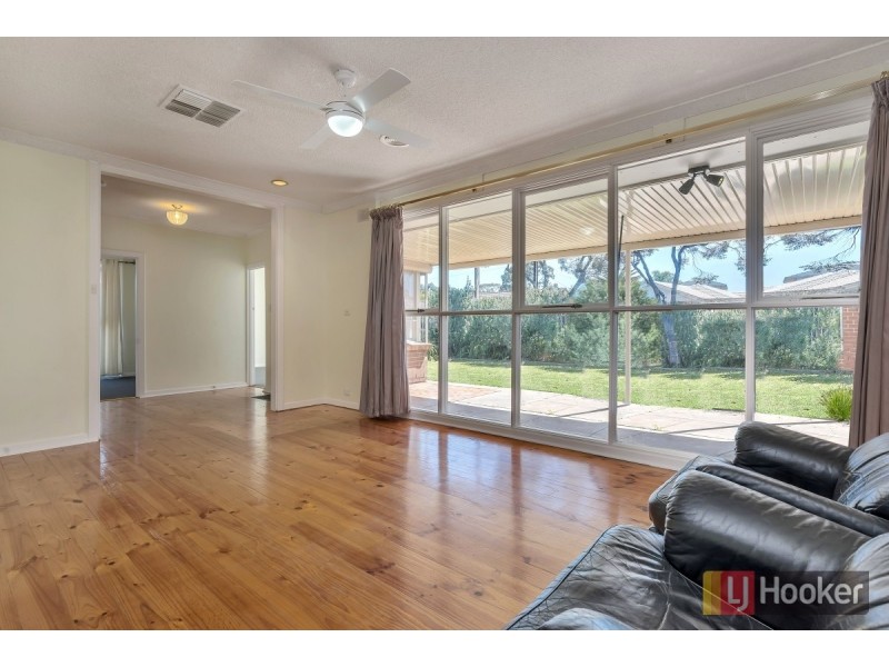 27 Boronia Avenue, Salisbury East SA 5109