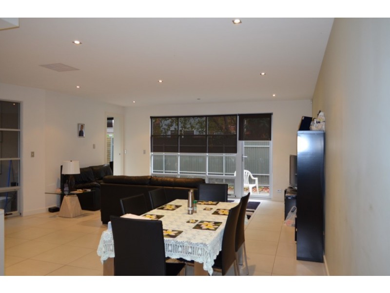 5 Yates Street, Mawson Lakes SA 5095