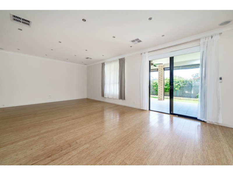 32 Shirley Avenue, Parafield Gardens SA 5107