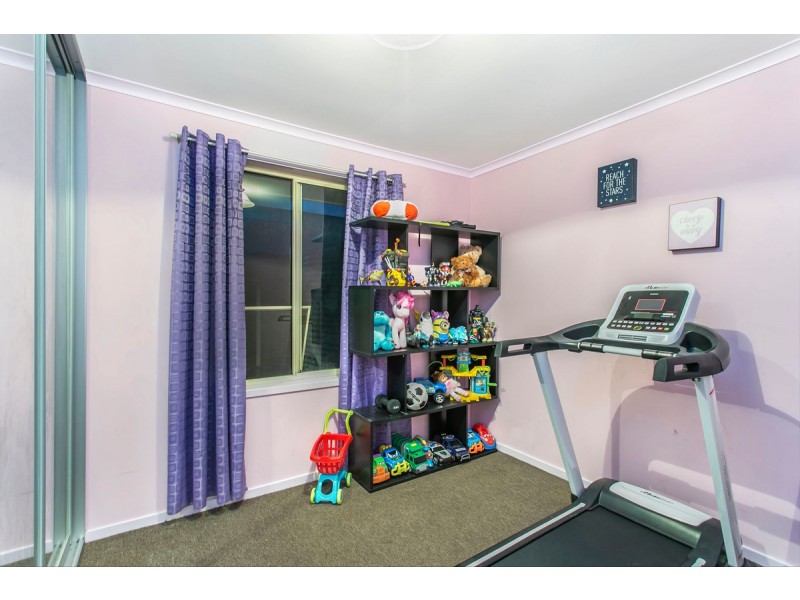 27 Barnet Road, Evanston SA 5116