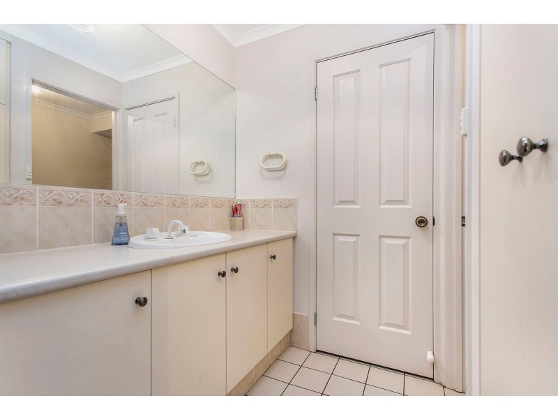 27 Barnet Road, Evanston SA 5116