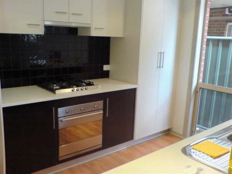 3 Brimpton Avenue, Mawson Lakes SA 5095