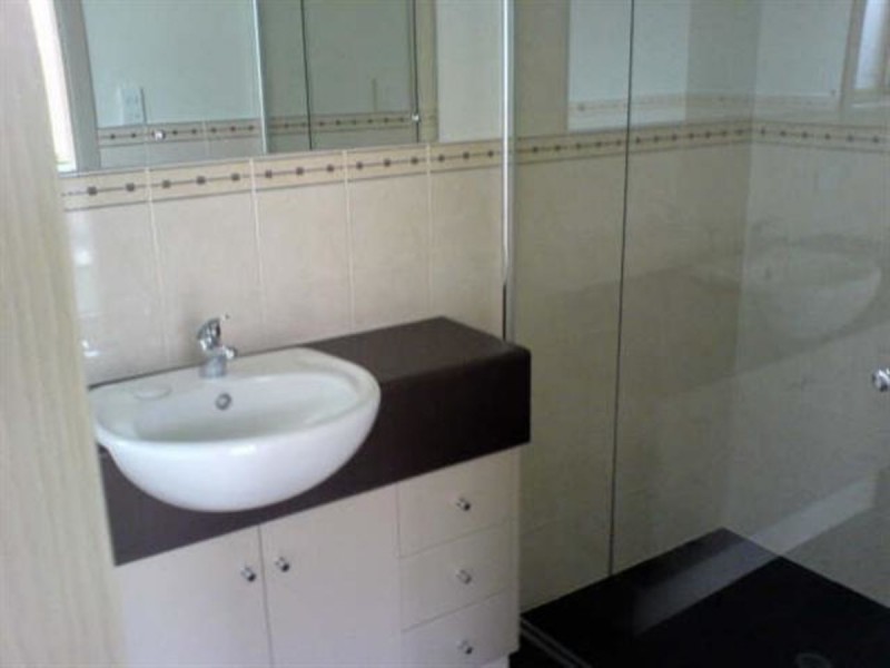 3 Brimpton Avenue, Mawson Lakes SA 5095