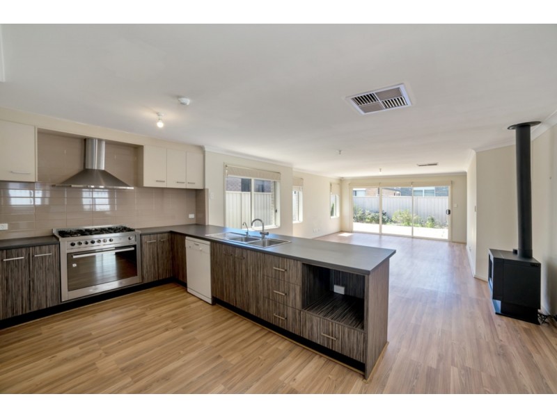 5 Golden Circuit, Parafield Gardens SA 5107