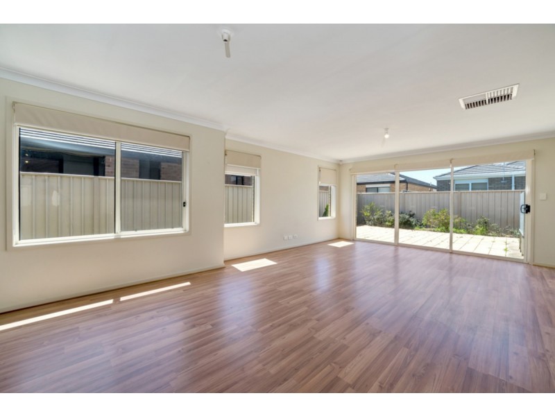 5 Golden Circuit, Parafield Gardens SA 5107