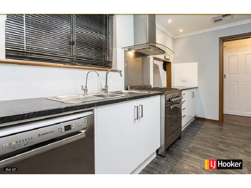 33 Hawker Crescent, Elizabeth East SA 5112