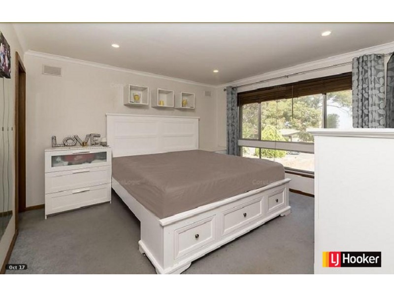 33 Hawker Crescent, Elizabeth East SA 5112