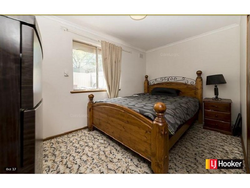 33 Hawker Crescent, Elizabeth East SA 5112