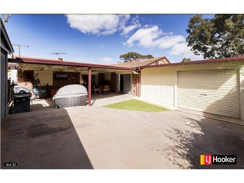 33 Hawker Crescent, Elizabeth East SA 5112