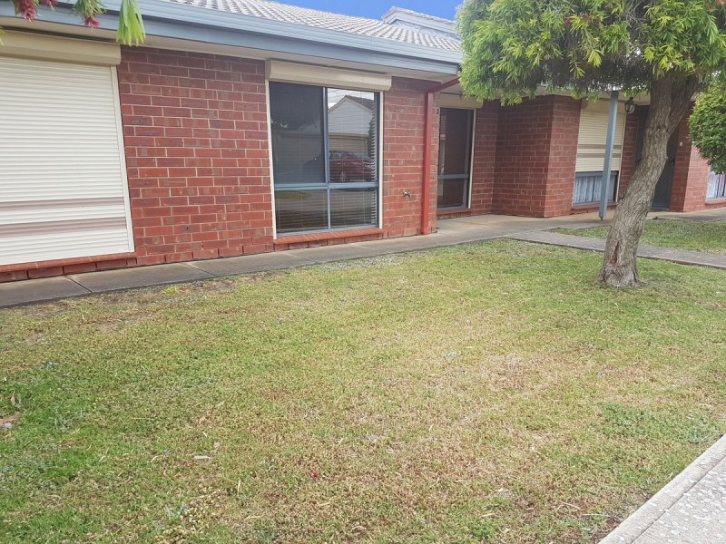 2/4 Clapton Drive, Paralowie SA 5108