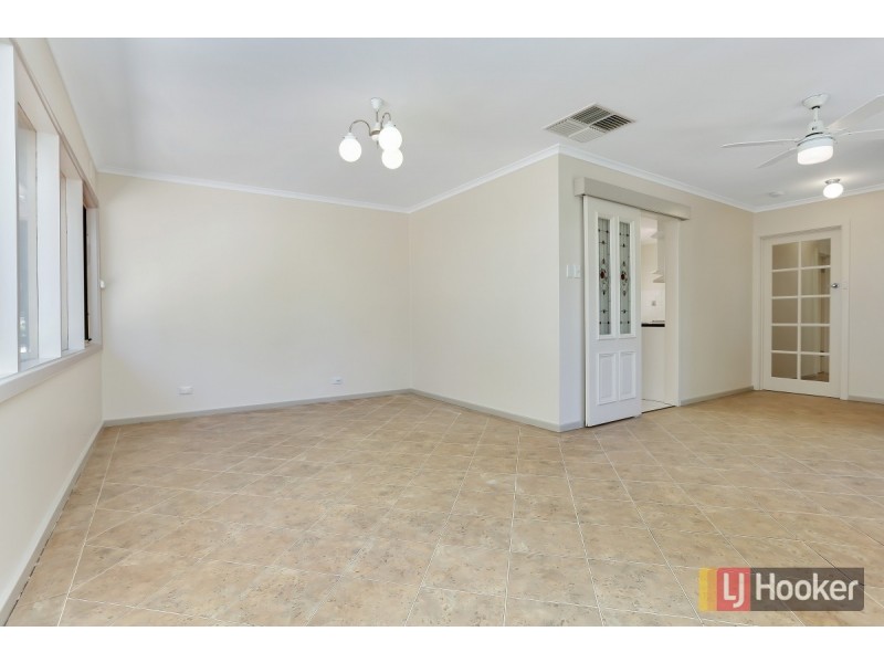 6 Warminster Road, Elizabeth Park SA 5113