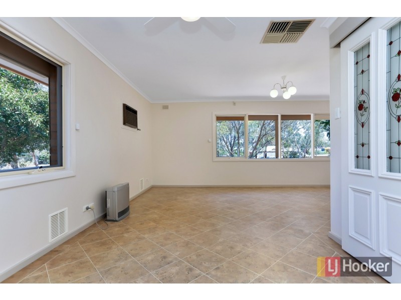 6 Warminster Road, Elizabeth Park SA 5113