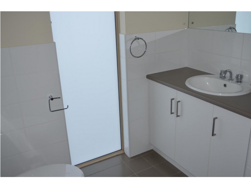 8 St Clair Avenue, Mawson Lakes SA 5095