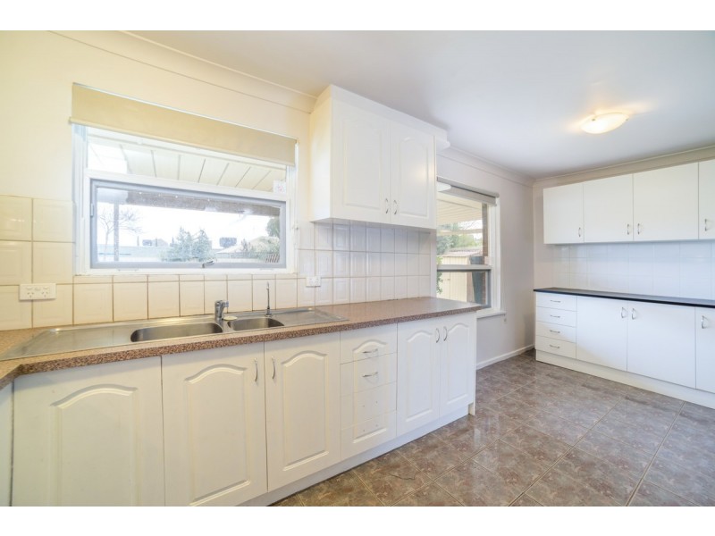 11 Ascot Drive, Paralowie SA 5108