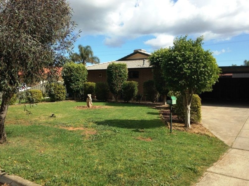 35 Eugene Crescent, Parafield Gardens SA 5107