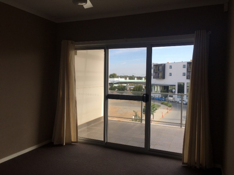 204/6-14 Metro Parade, Mawson Lakes SA 5095