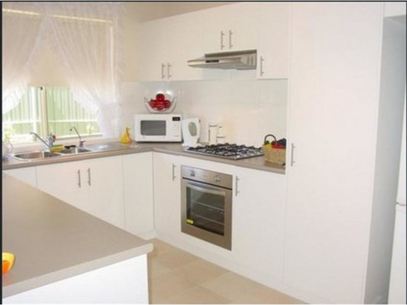 28 Hughes Court, Walkley Heights SA 5098