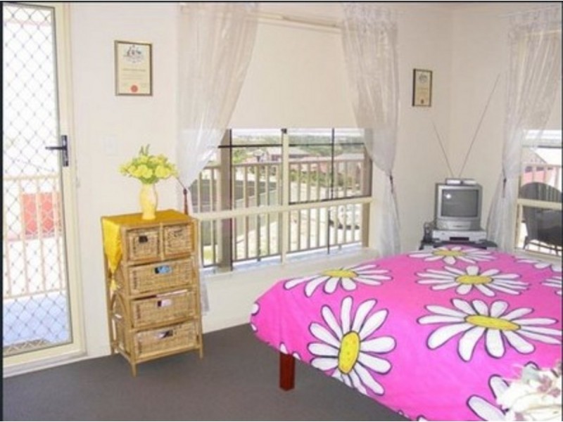 28 Hughes Court, Walkley Heights SA 5098