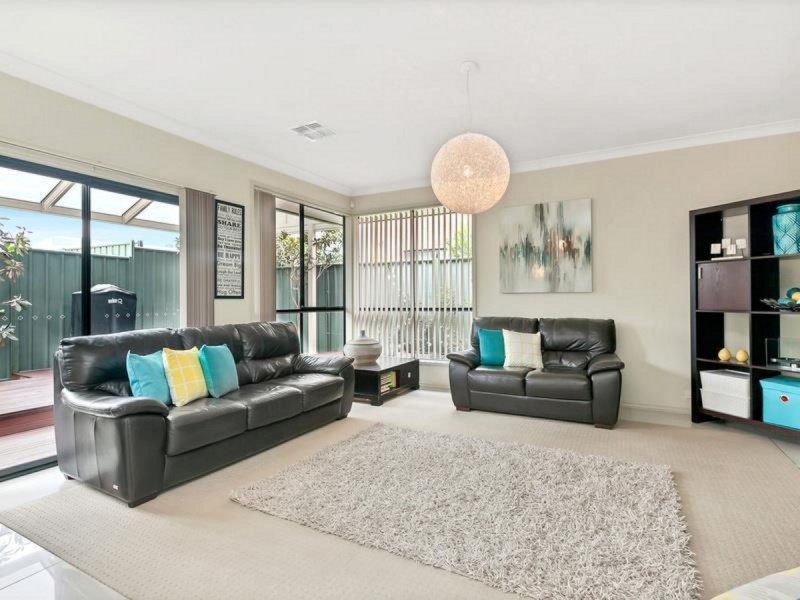 11 The Mews, Mawson Lakes SA 5095
