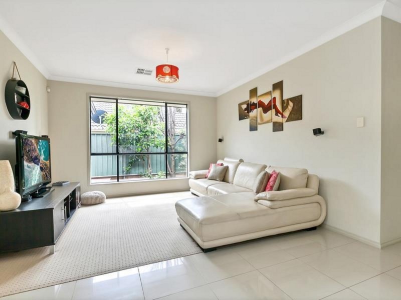 11 The Mews, Mawson Lakes SA 5095