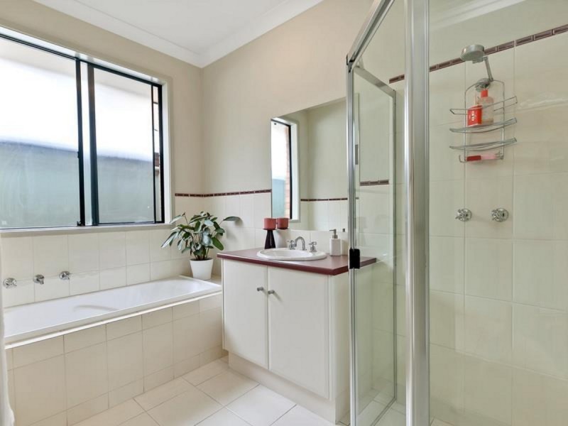 11 The Mews, Mawson Lakes SA 5095