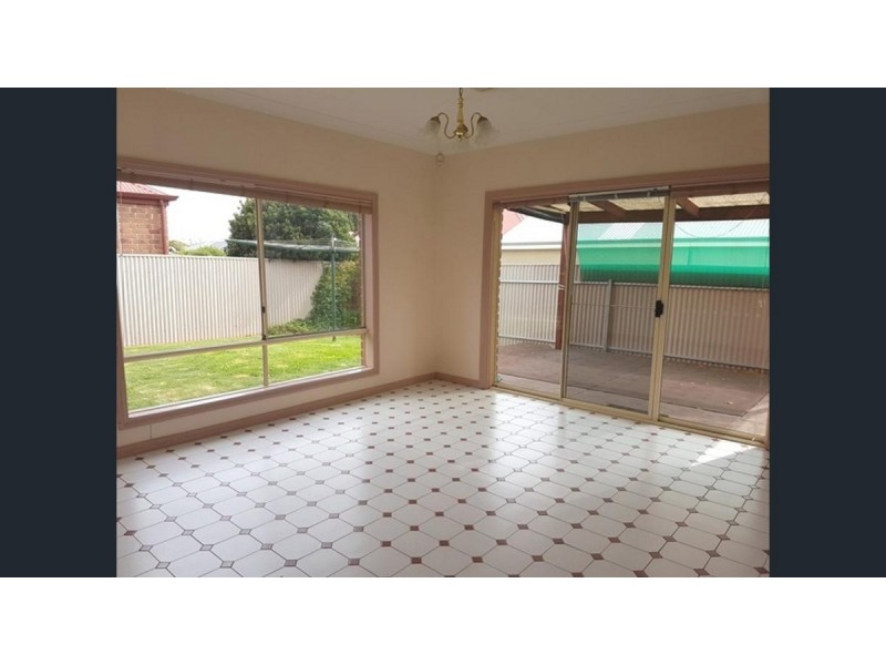 5 Inverary Close, Greenwith SA 5125