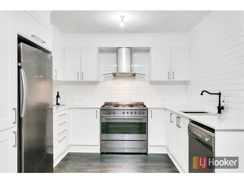 69 Castle Drive, Burton SA 5110