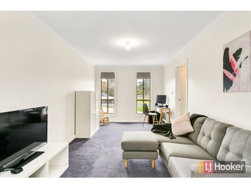 69 Castle Drive, Burton SA 5110