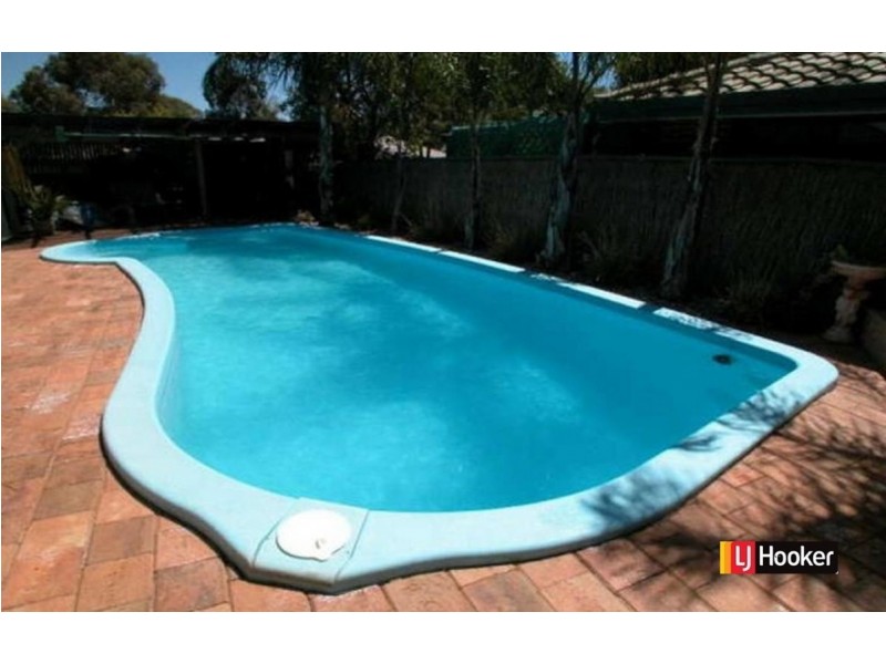 2 Essex Court, Salisbury Heights SA 5109