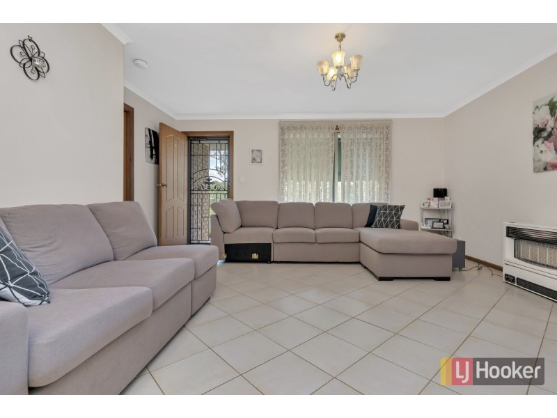 7 Lauren Drive, Paralowie SA 5108