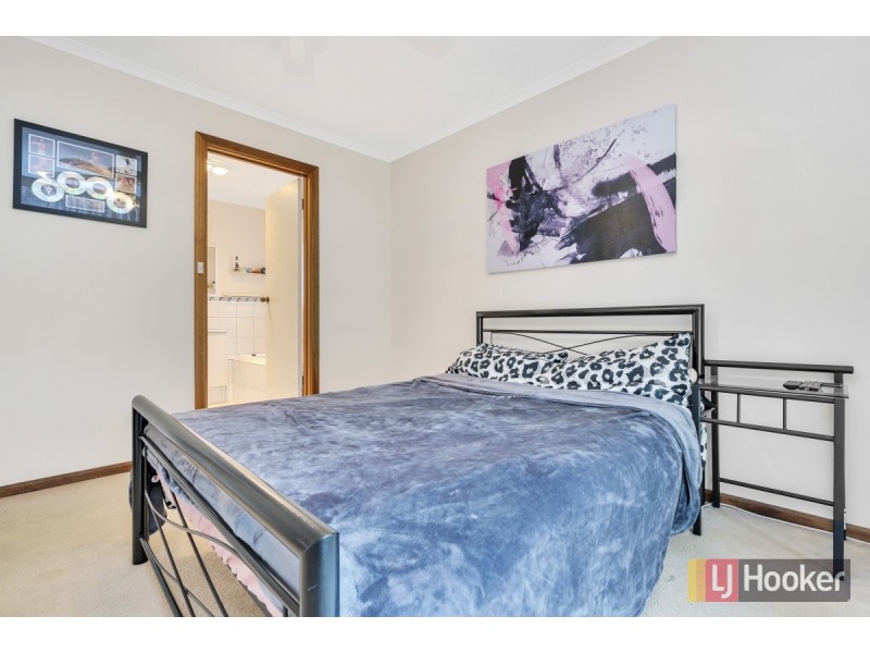 7 Lauren Drive, Paralowie SA 5108