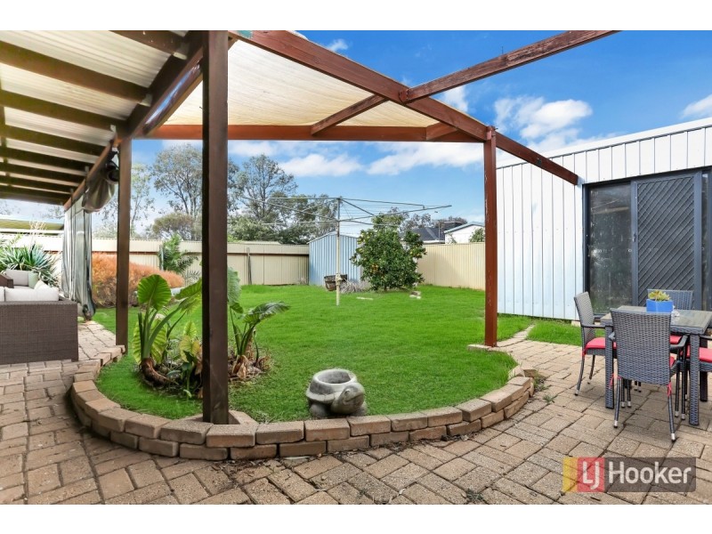 12 Barton Crescent, Burton SA 5110