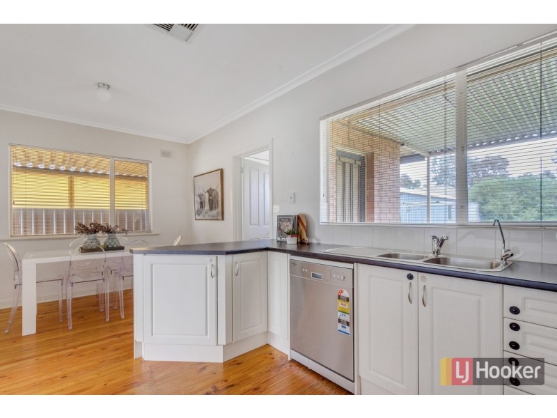 19 Williamson Road, Para Hills SA 5096