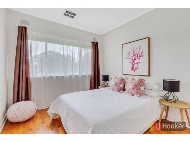 19 Williamson Road, Para Hills SA 5096