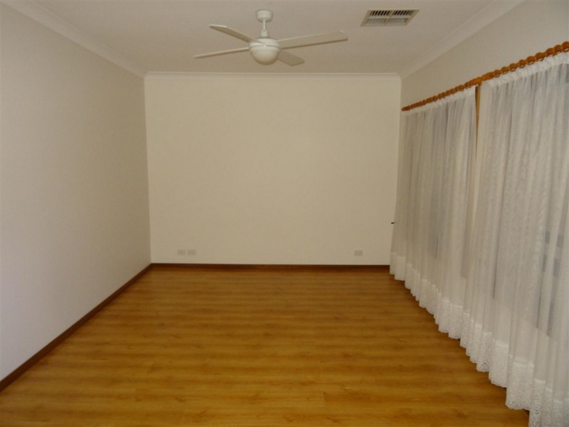 24 Sylvia Street, Blair Athol SA 5084