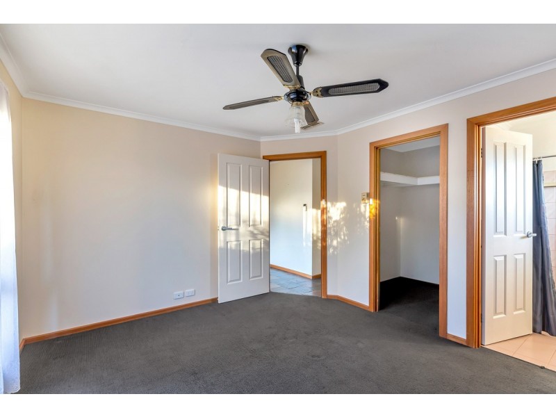 6 Borrowdale Court, Wynn Vale SA 5127